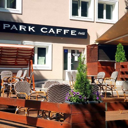 Park Rooms Dugo Selo Exterior photo