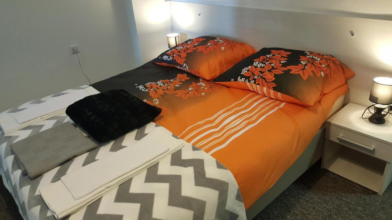 Park Rooms Dugo Selo Exterior photo