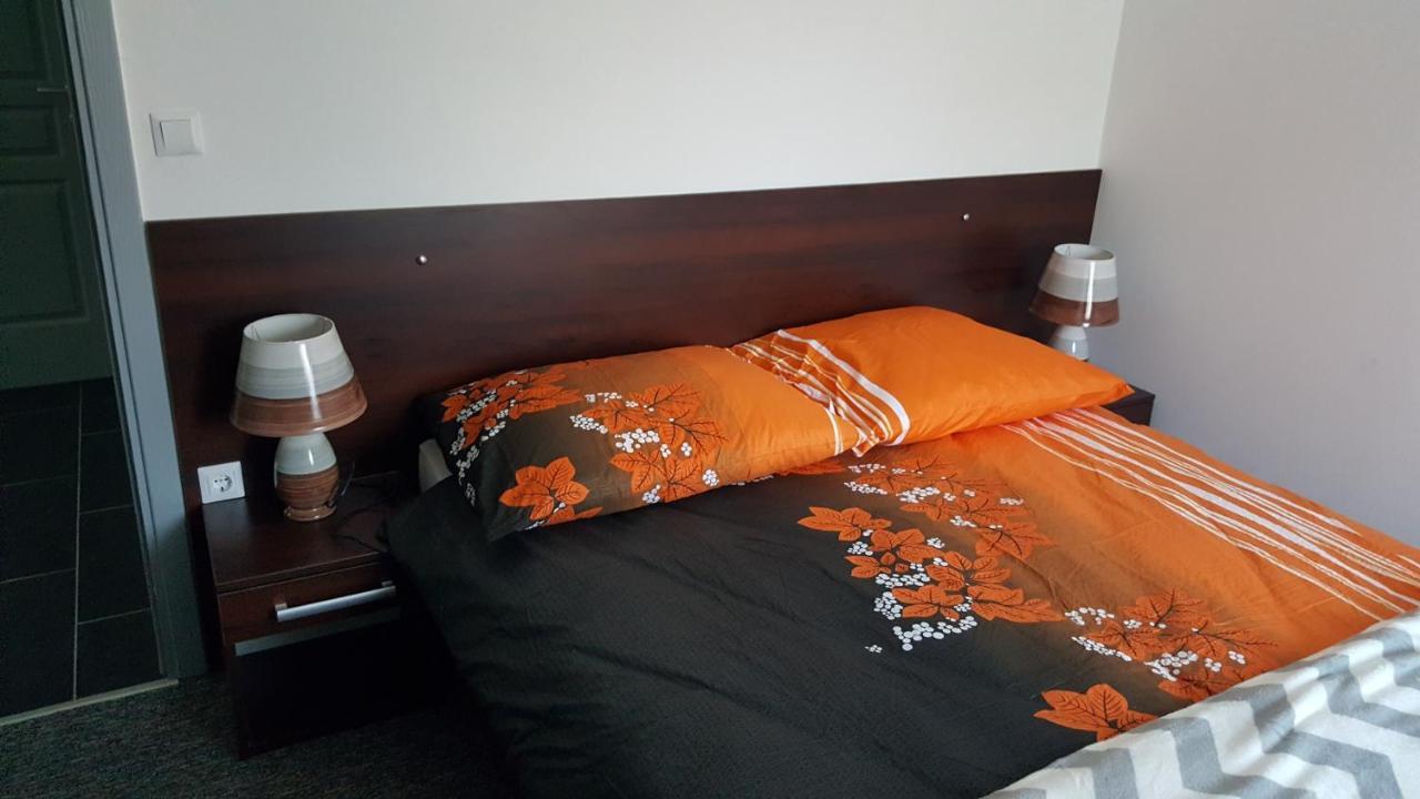 Park Rooms Dugo Selo Exterior photo